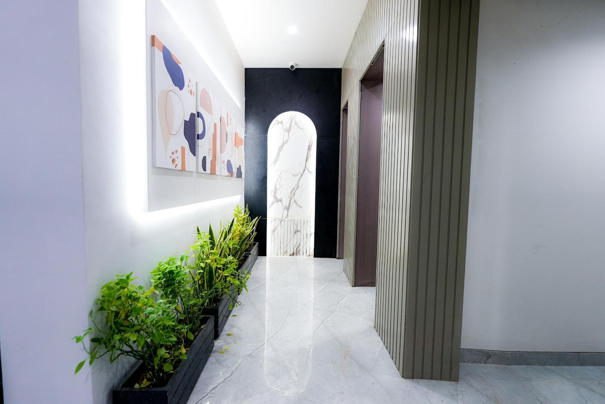 Hotel Elinor By Dazzling Hotels & Resorts アーグラ エクステリア 写真
